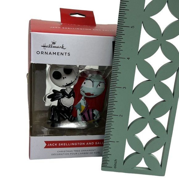 Hallmark Christmas Ornament Disney Nightmare Before Christmas Jack & Sally New - Picture 10 of 12